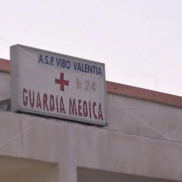 Manca il personale e la Guardia medica resta chiusa: sindaco del Vibonese denuncia Asp e Regione