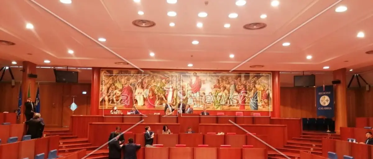 Consiglio regionale, il 20 aprile in aula per il “question time”. All’ordine del giorno il programma per la forestazione