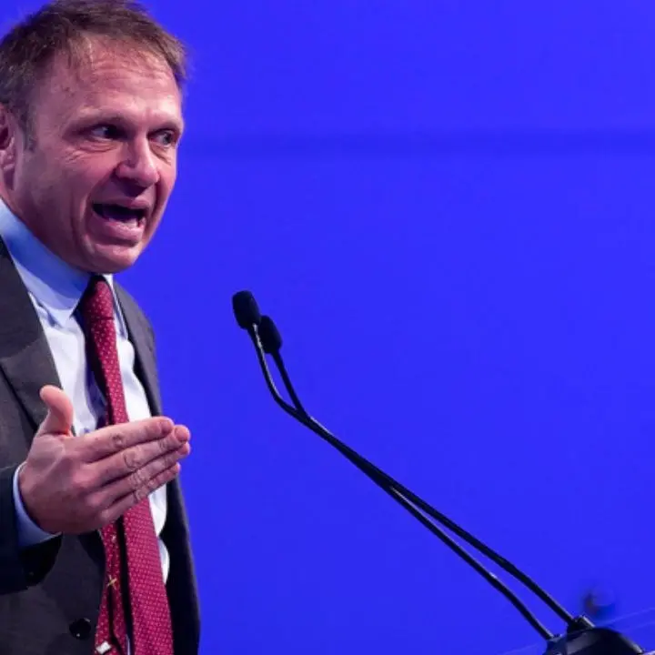 La “bresaola americana” di Lollobrigida: così il ministro tenta di aggirare i dazi Usa\n