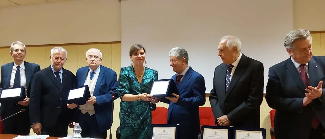 Niente sarà più come prima del Covid, celebrata a Reggio la giornata del personale medico