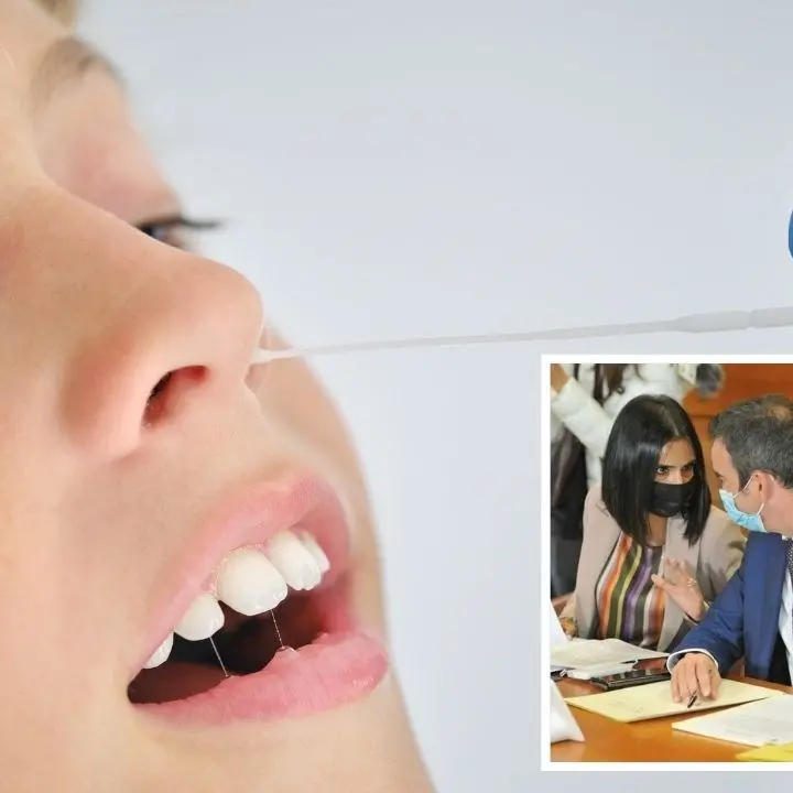 Covid, la Regione dà il via libera ai tamponi gratuiti per tutti gli studenti calabresi
