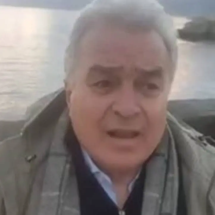 Giudice Giorgianni senza green pass attraversa lo Stretto su una barca: «Sono qui in Sicilia per autosequestrarmi»