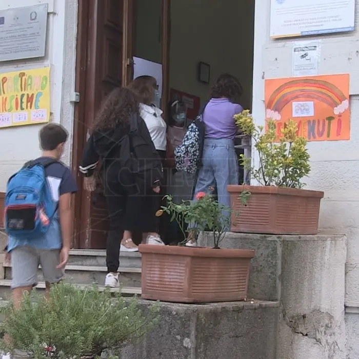 Scuola, si torna in classe a Reggio Calabria: il Tar boccia l’ordinanza del Comune