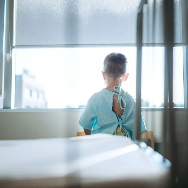 Infermieri pediatrici, la denuncia: «Dopo la laurea senza lavoro e costretti a emigrare»