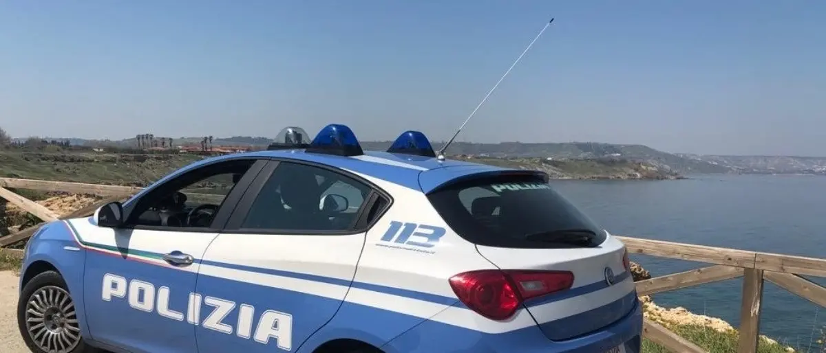 Maltratta e minaccia l’ex fidanzata, arrestato 26enne nel Crotonese