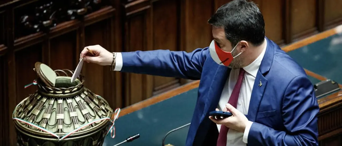 Nuovo giro di votazioni per il Quirinale, il Pd avverte il centrodestra: «Se forzate, salta la maggioranza»