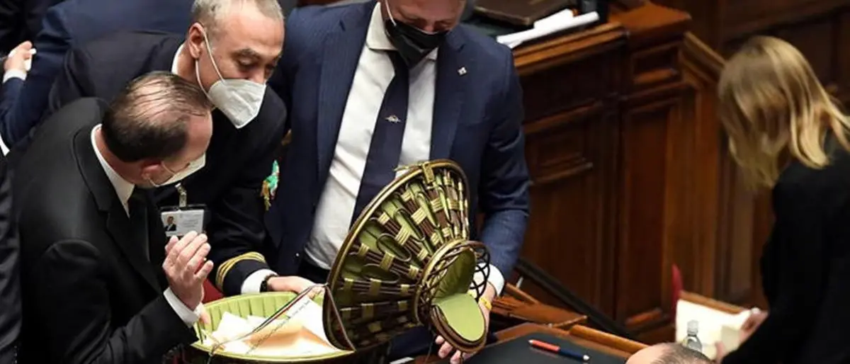 L’elezione del Presidente è il solito teatrino di una politica che neppure il Covid ha cambiato