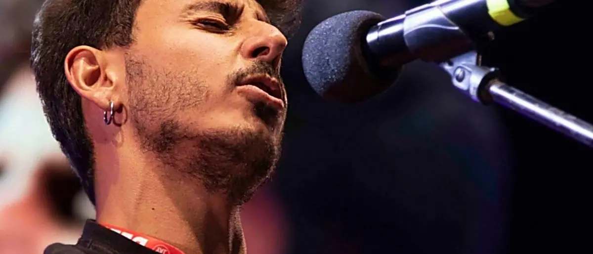 Il giovane cantautore calabrese Coriale approda a Sanremo: sarà ospite di Casa Siae