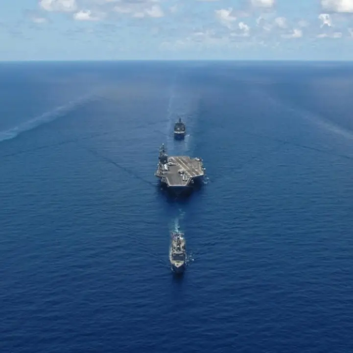 Crisi in Ucraina, le navi da guerra russe al largo di Sicilia e Calabria: la Nato monitora