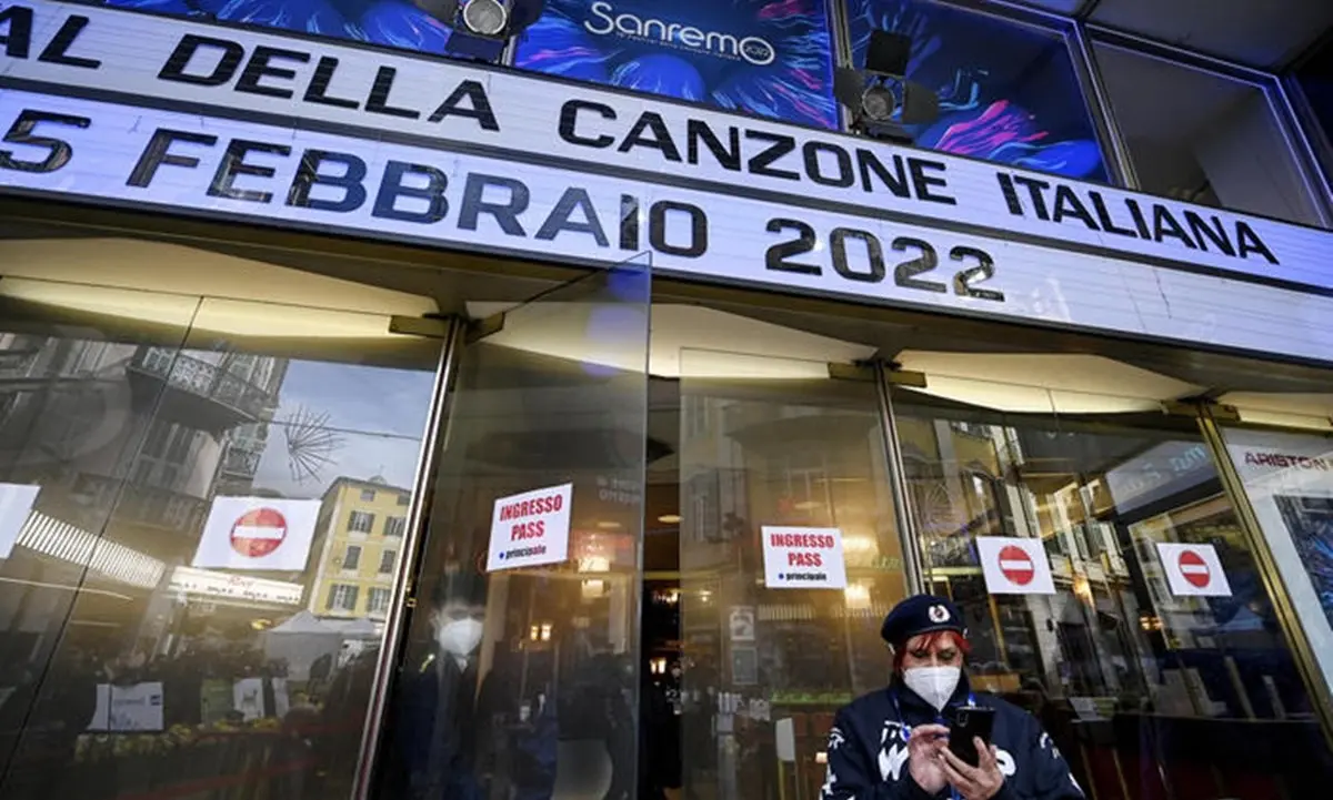 Sanremo 2022, tutto pronto per la prima serata. Amadeus: «Sarà il festival della gioia»