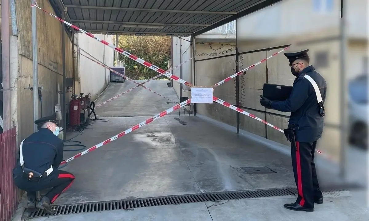 Reati ambientali e mancata sicurezza sul lavoro, sequestrato autolavaggio nel Vibonese