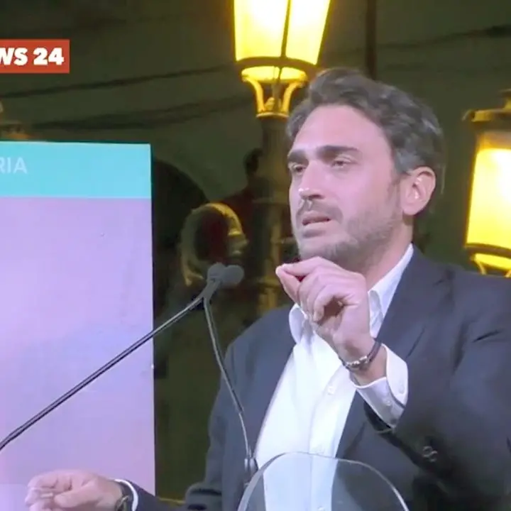 Alleanze, tensioni e territori: lo scenario in cui si muove Irto per “rigenerare” il Pd Calabria