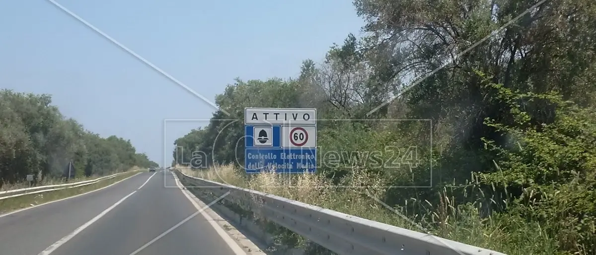 La Calabria vista dalla statale 106, una traversata di sette ore per percorrerla da un capo all’altro