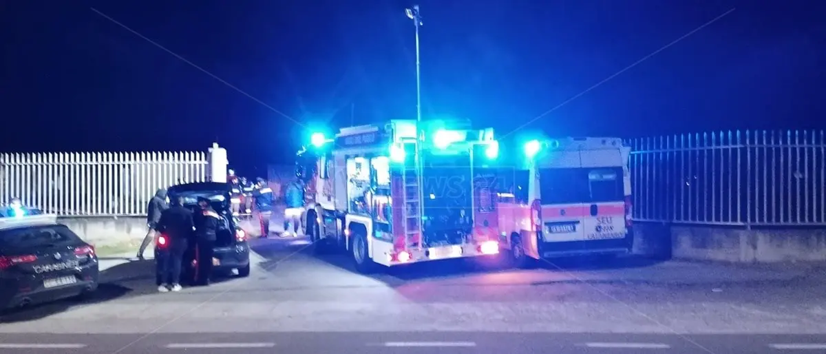 Catanzaro, muore schiacciato da un cancello: due persone indagate dalla procura