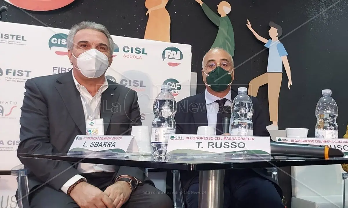 Il segretario Cisl Luigi Sbarra in Calabria: «Modificare legge di bilancio per sterilizzare il caro-bollette»