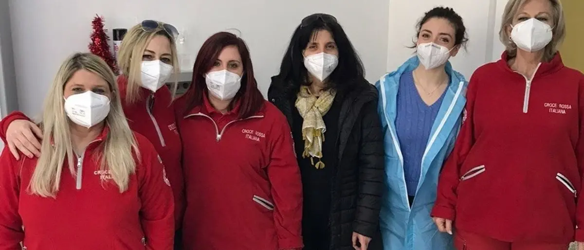 Lamezia, al Liceo scientifico tamponi gratis per tutto il personale: «Così ripartiamo in sicurezza»