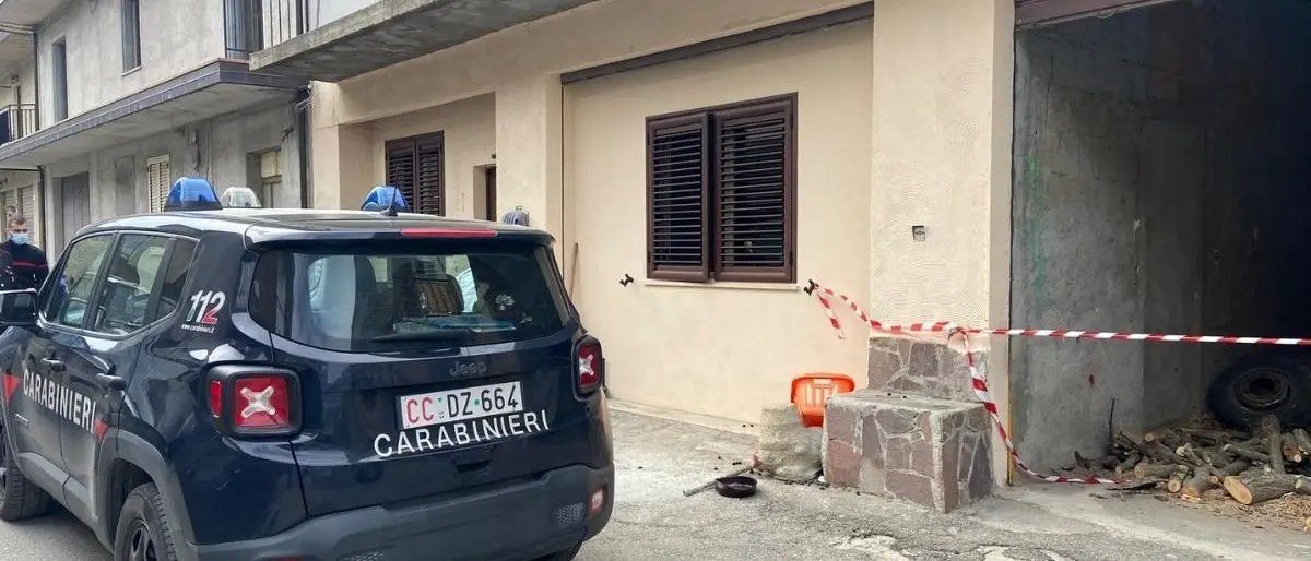 Omicidio nel Crotonese, litiga con il genero e lo uccide: ferito in modo grave il nipote
