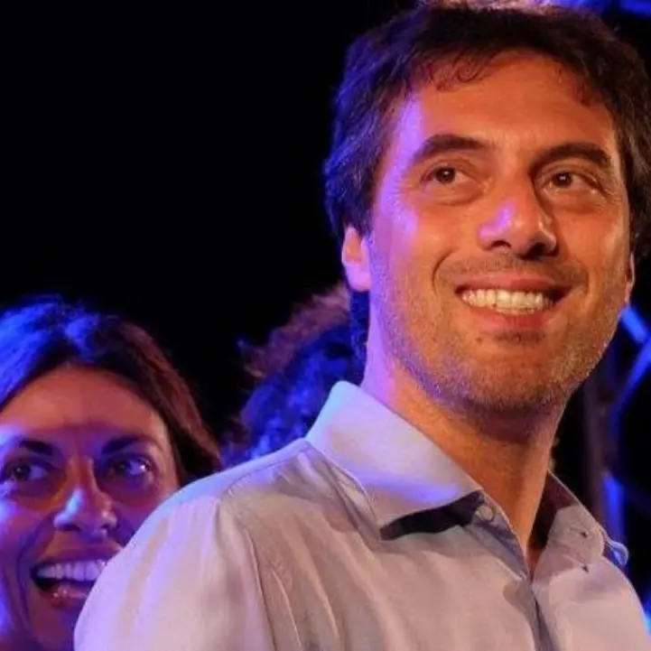 Elezioni Catanzaro, si allarga il fronte pro Fiorita: aderisce anche il movimento di de Magistris