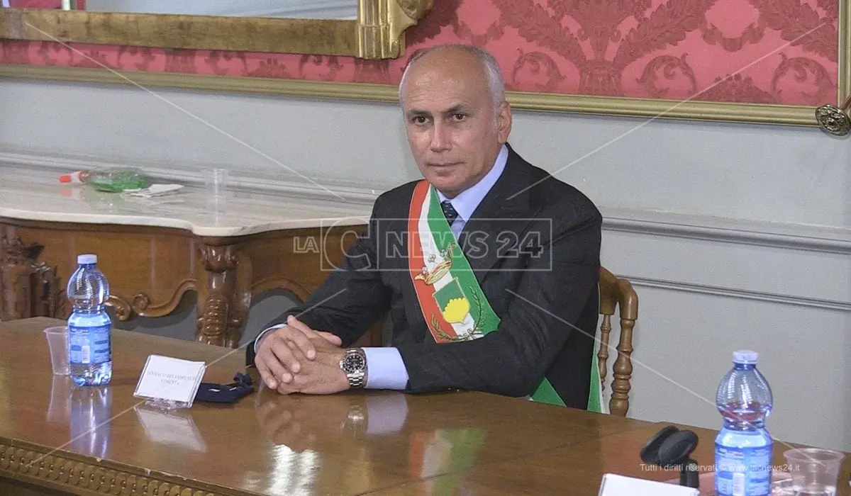 Due milioni per restaurare il Duomo di Cosenza, il sindaco: «Tutti i cittadini devono gioire»