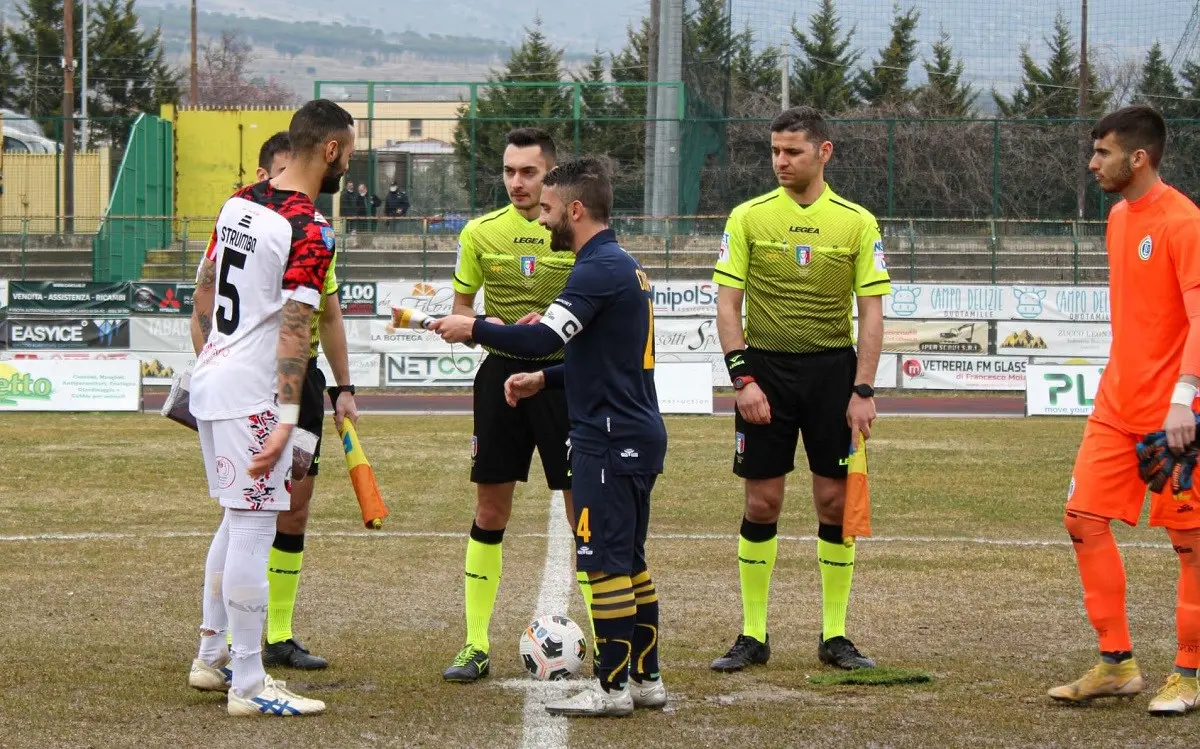 Il Lamezia Terme chiede strada al Giarre, rinviata la gara del Castrovillari