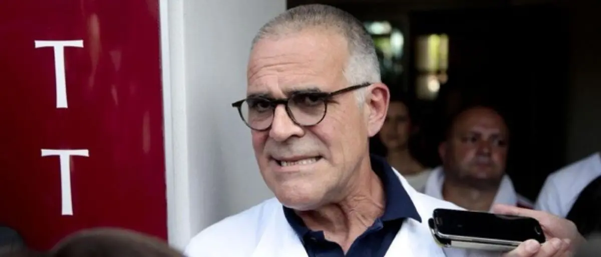 Covid, Zangrillo: «Basta psicosi su tamponi e mascherine, tornare a normalità»