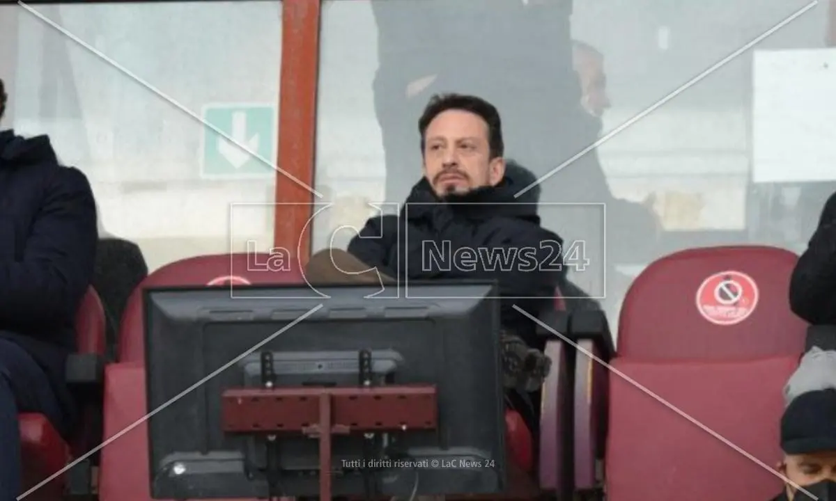 Reggina, il presidente Luca Gallo colpito da un grave malore