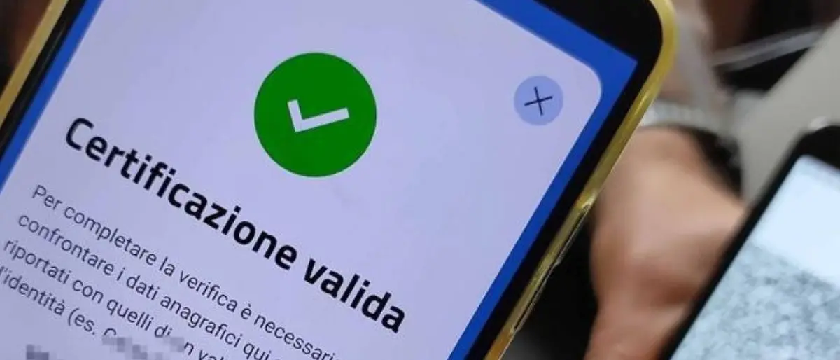 Green pass, il sottosegretario Costa: «Possibile eliminazione dal 31 marzo»