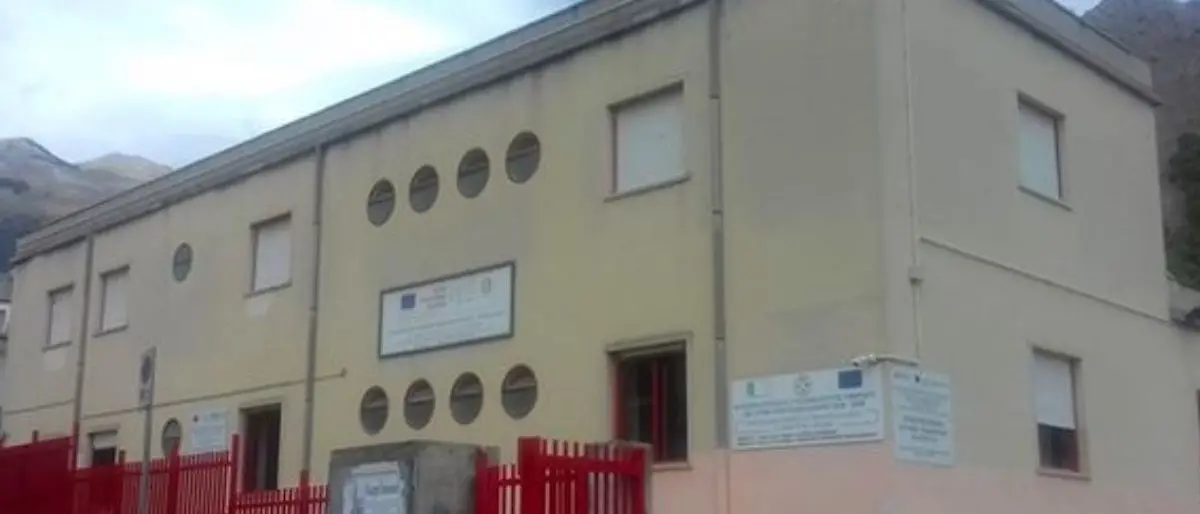 Covid, sospese le lezioni in presenza a Frascineto: ordinanza in vigore da domani al 26 febbraio