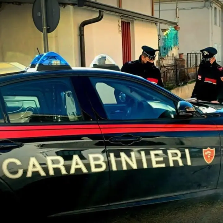 Omicidio a Bianco, arrestato un 23enne: avrebbe ucciso il vicino in preda a un raptus