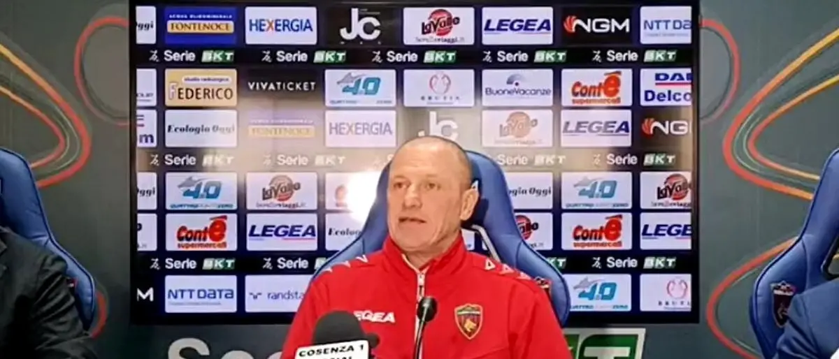 Verso Como-Cosenza, la prima volta di Bisoli: «Chi non mi sta dietro rimane fuori»
