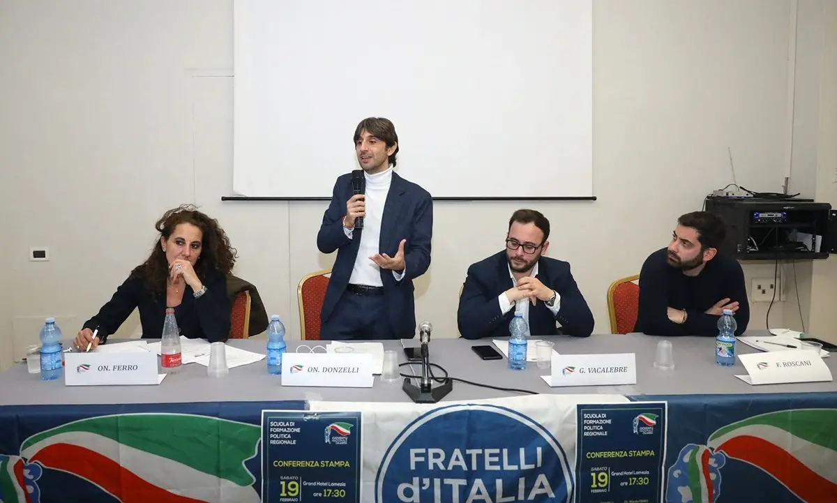 Nasce la scuola di formazione politica di Gioventù Nazionale, taglio del nastro il 26 febbraio