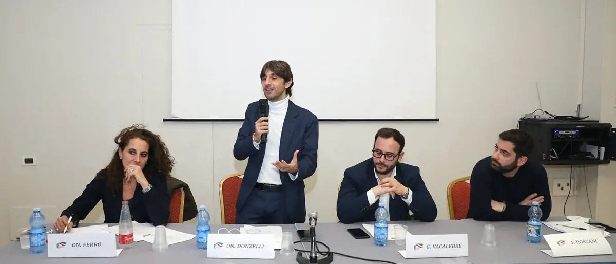 Nasce la scuola di formazione politica di Gioventù Nazionale, taglio del nastro il 26 febbraio