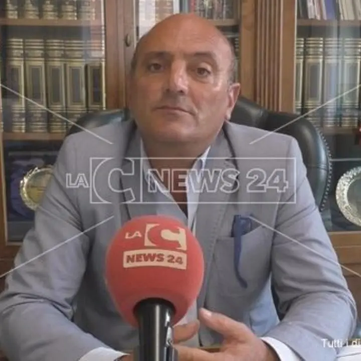 L’ex sindaco di Crotone aderisce a Italia Viva, la soddisfazione del senatore Magorno