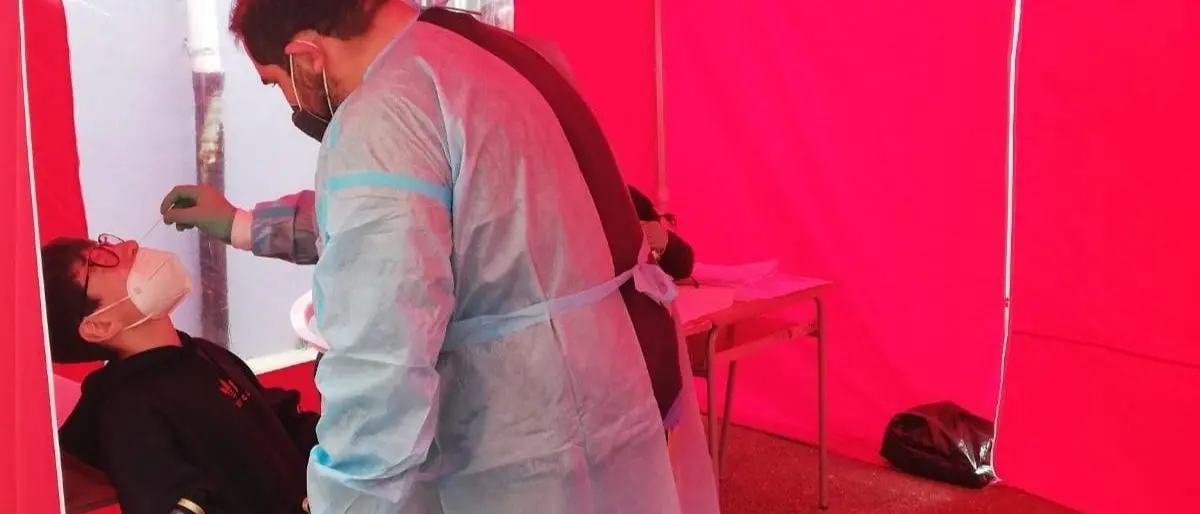 Covid, a Palmi giornata di screening gratuito per gli alunni della scuola Media Tito Minniti