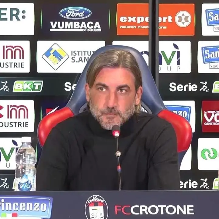 Verso Crotone-Cosenza, Modesto: «È una partita determinante. Bisoli allenatore di esperienza»