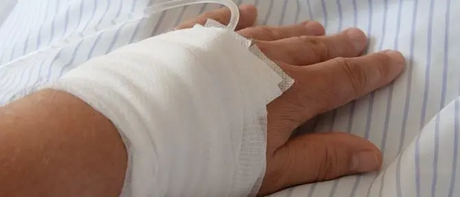 Incidente a Siderno, in gravissime condizioni un 16enne: è in coma