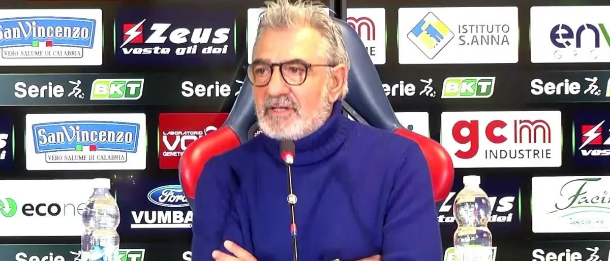 Crotone calcio, Vrenna sbotta: «Ci sentiamo soli come società, ma impegno e volontà restano»