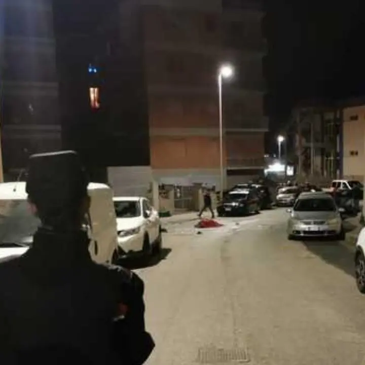 Uccide il suocero a sprangate e ferisce gravemente la moglie, dramma nel Sassarese