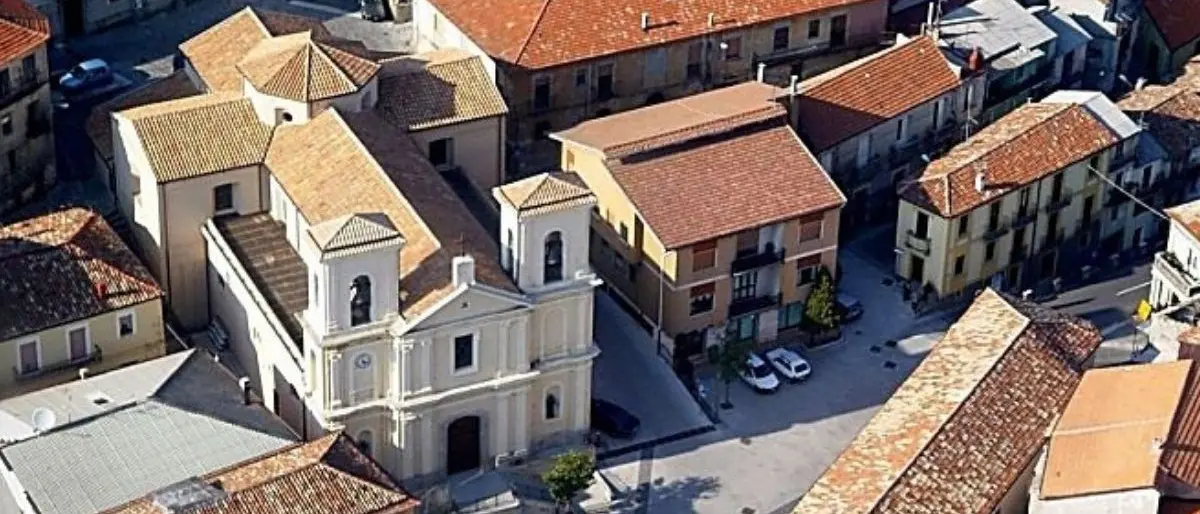 Ucraina, comune del Catanzarese apre all’accoglienza dei profughi: «Accoglieremo famiglie in fuga»