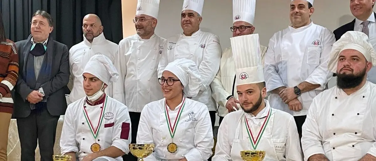 A San Giovanni in Fiore il concorso regionale enogastronomico: il podio dei migliori allievi chef calabresi