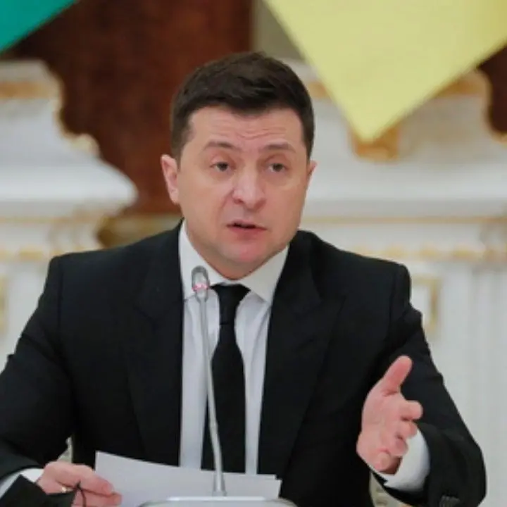 Ucraina, Zelensky: «Questo non è un film, fermare i bombardamenti e poi sedersi a trattare»