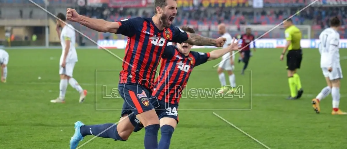 Serie B, verso Frosinone-Cosenza: le probabili formazioni e le ultime notizie