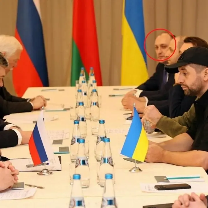 Ucraina, gli 007 di Kiev uccidono un loro negoziatore: «Era una spia russa»