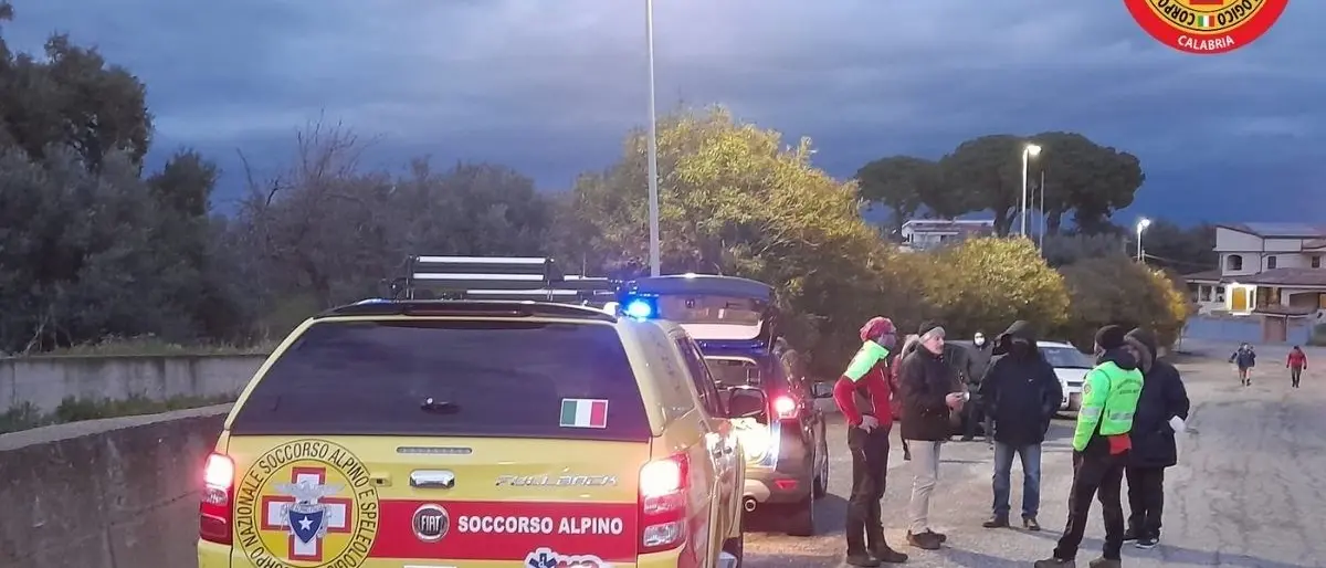 Anziano scomparso da Rsa nel Cosentino, elicottero dei vigili del fuoco individua il cadavere dell’uomo