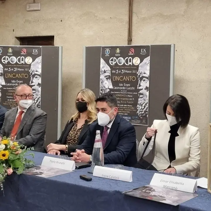 Reggio Calabria, al castello Aragonese inaugurata la mostra L’incanto: madrina d’eccezione Anna Falchi