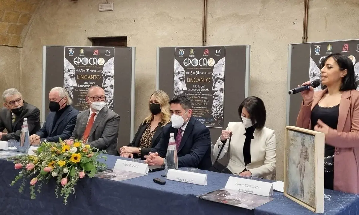 Reggio Calabria, al castello Aragonese inaugurata la mostra L’incanto: madrina d’eccezione Anna Falchi