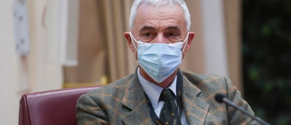Covid, il presidente dell’Aifa: «L’origine del virus? Possibile che sia nato in laboratorio»