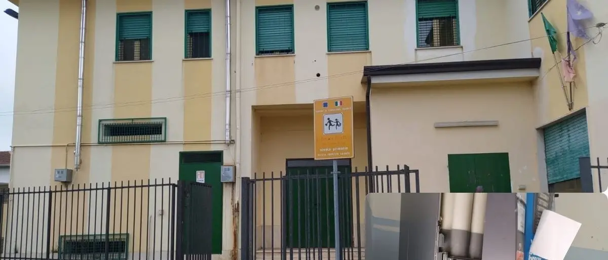 Corigliano Rossano, vandali in azione nella scuola primaria Fabrizio Grande