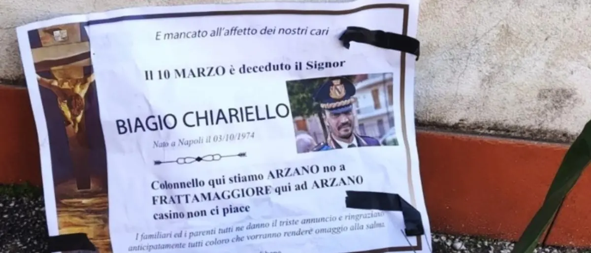 Manifesti funebri con data futura: le minacce al comandante della polizia locale