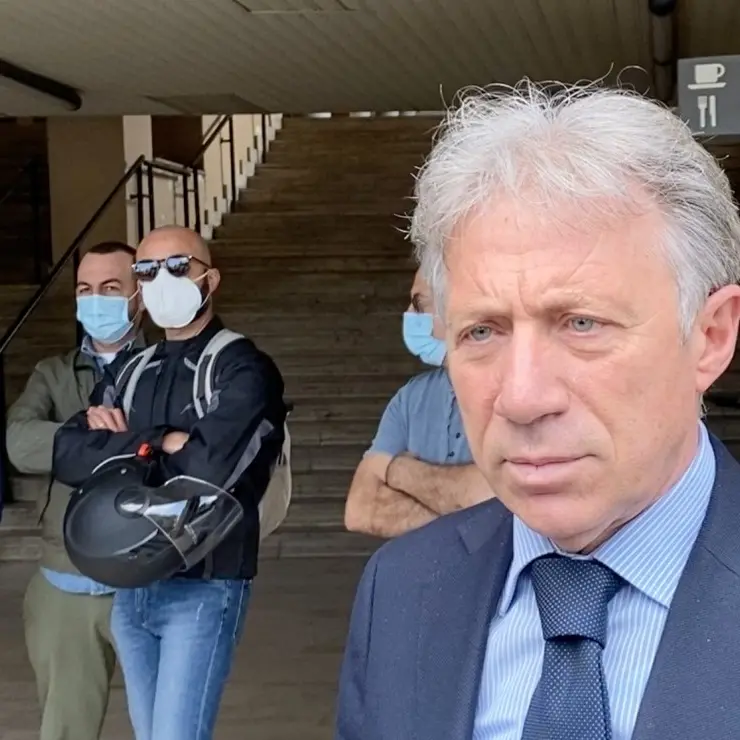 Covid, casi in aumento a Corigliano Rossano: Omicron contagia negli ospedali e nelle scuole